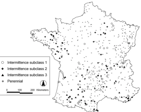 Fig. 2. Map of the location of the gauging stations used in this study.Stations on perennial segments are indicated by closed circles