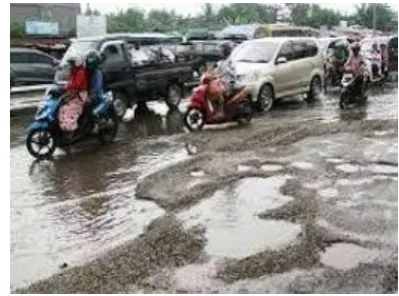 Figure 2.2. Number of vehicles that exceeds the capacity of the road. Source: (tribunjabar.com) 