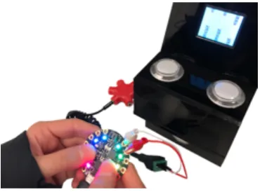 Figure 4.    using MakerArcade.  controller plugged into additional inputs using a headphone jack hub