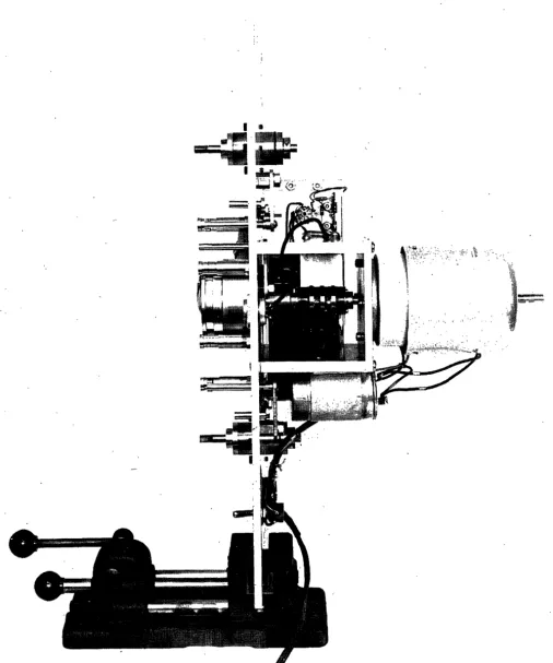 Figure 3. connections from Edge view of rotating head reader showing interior mechanism