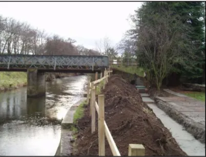 Figure 5   X  Poor practice: topsoil from excavations stockpiled beside river leaving risk of  pollution from run-off or high flow 