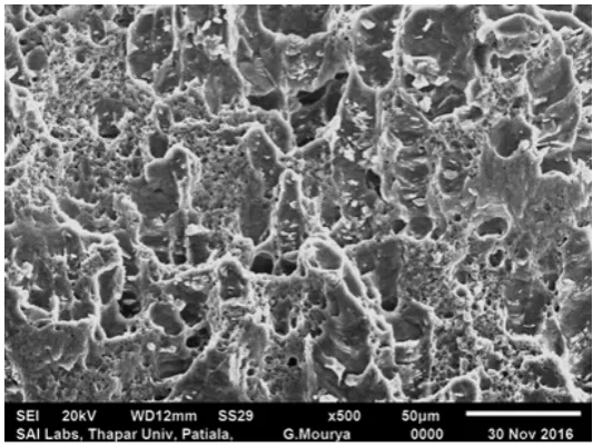 Fig. 9. Fractograph of fracture surface of tensile test specimen (Experiment no. 3) 