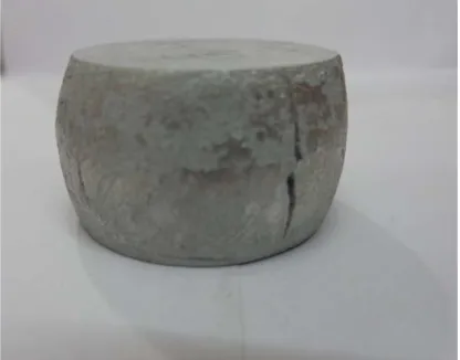 Figure 1: Cylindrical porous specimen in shaped heading process.  