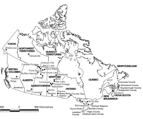 Figure 1.1  All provinces, districts/areas, and towns mentioned in this book 