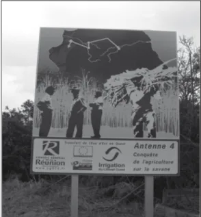 Figure 1  Panneau en bordure de la D100 à Saint-Paul Source : photo A. Gassiat, 2016.