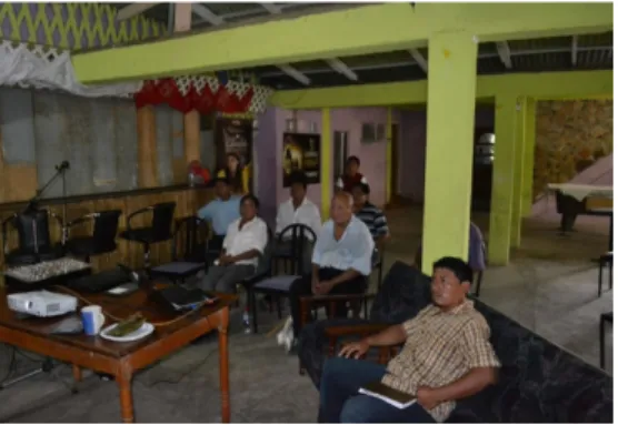 Figure 8.  Members of the Maya Healers  Association viewing the rough cut